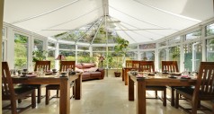 Breakfast room.